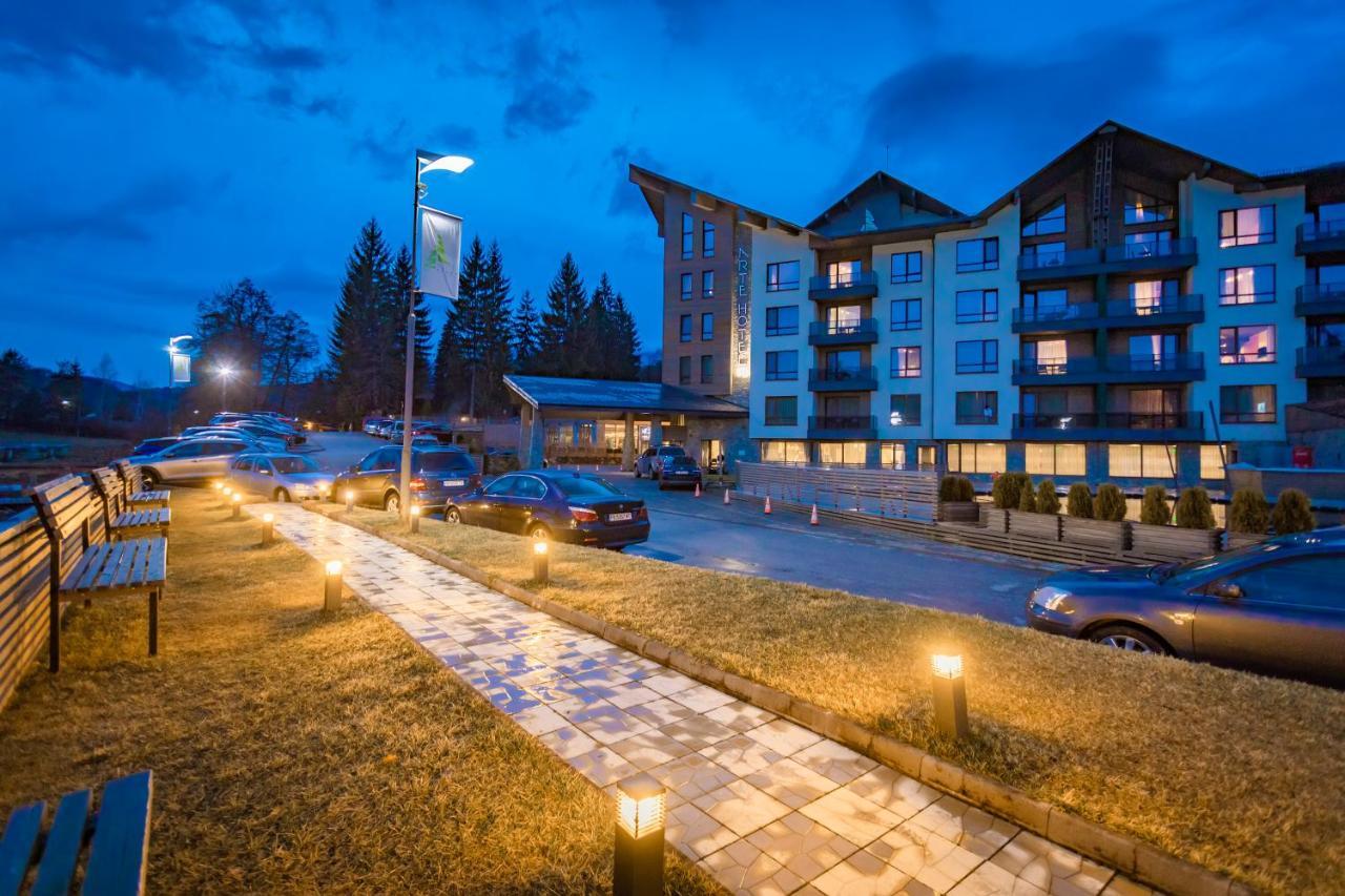 فندق آرتي سبا آند بارك فيلينغراد المظهر الخارجي الصورة The Village at Sun Peaks