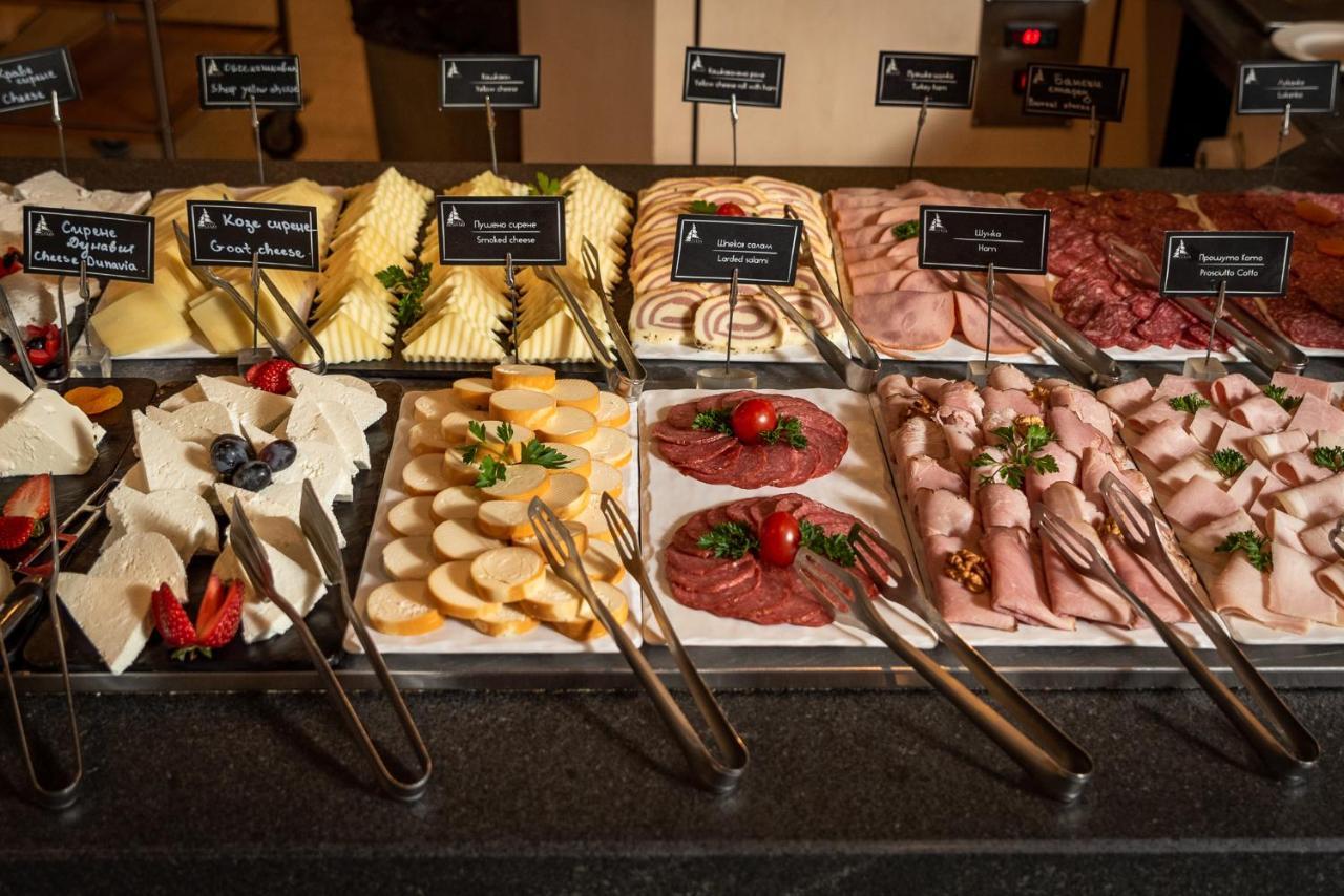 فندق آرتي سبا آند بارك فيلينغراد المظهر الخارجي الصورة A selection of cold cuts