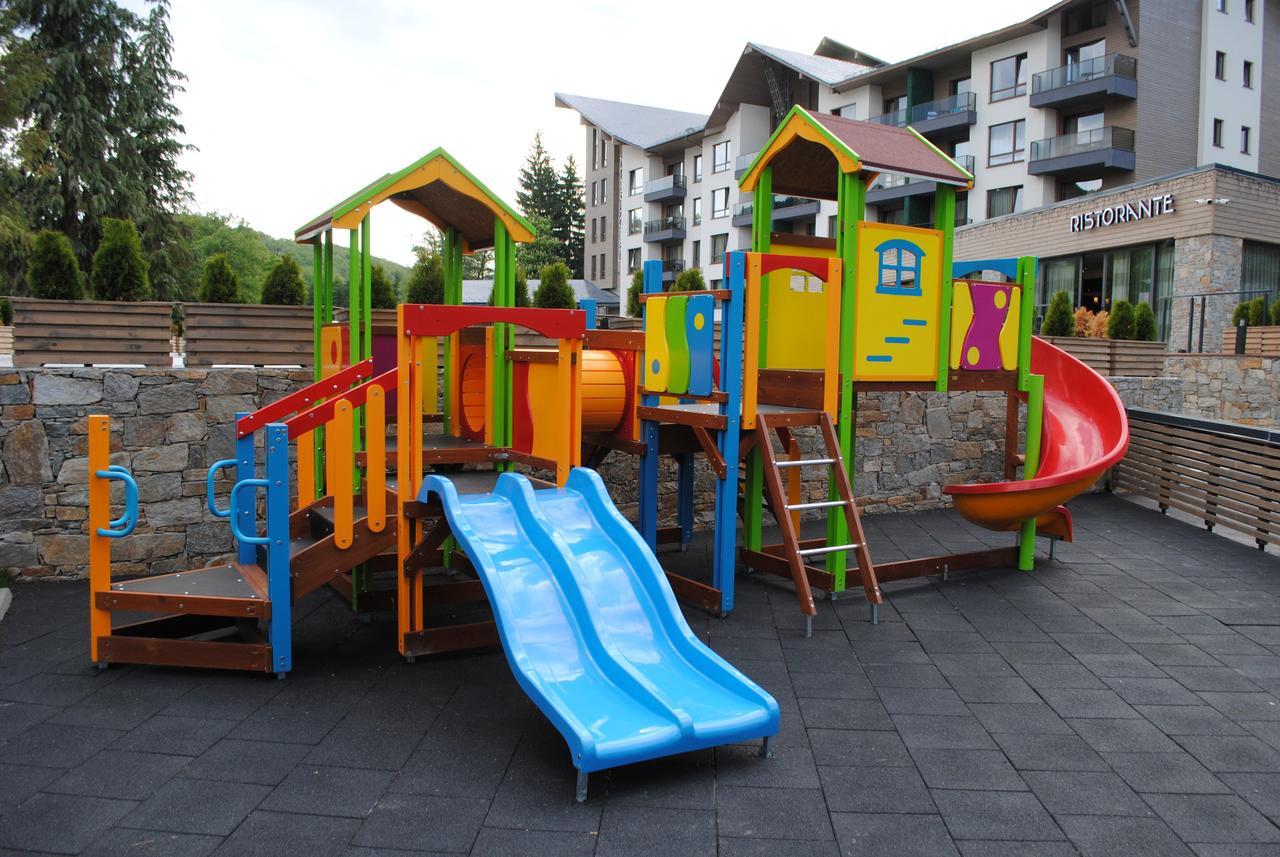 فندق آرتي سبا آند بارك فيلينغراد المظهر الخارجي الصورة Playground in Poland